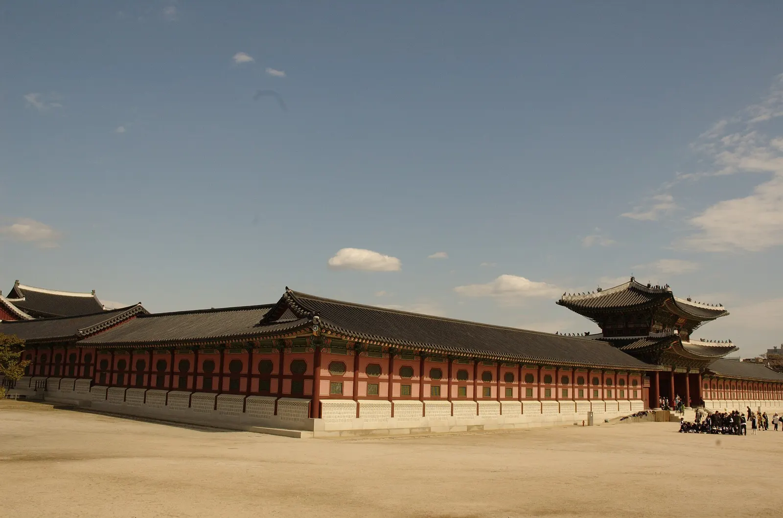 Gyeongbokgung Palace courtyard and gate in Seoul
